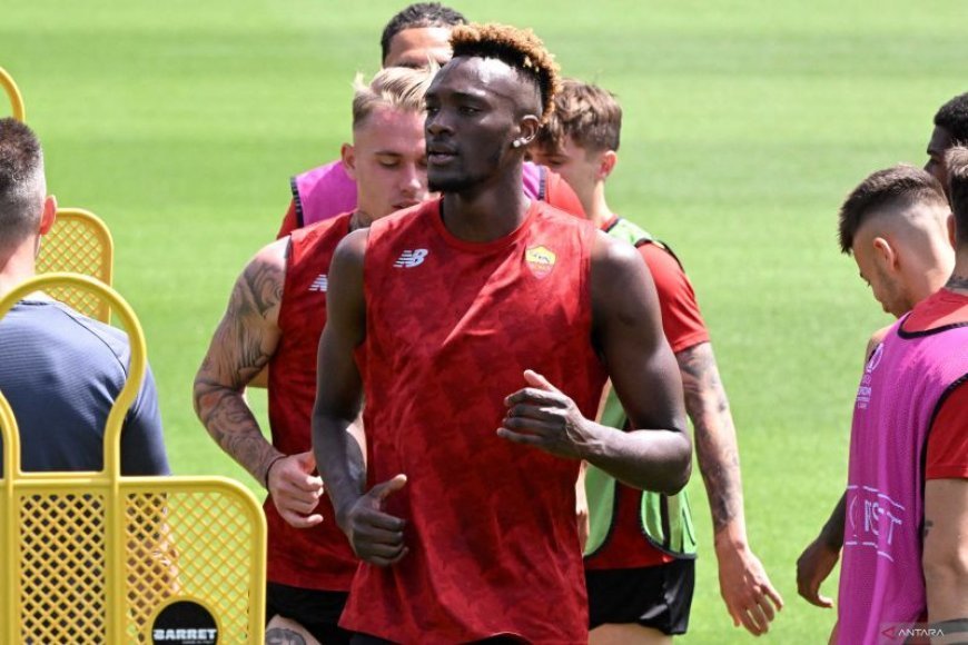 Tammy Abraham tak berpikir dua kali terima tawaran AC Milan